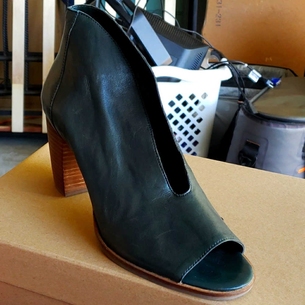 Lucky brand Green ankle boots